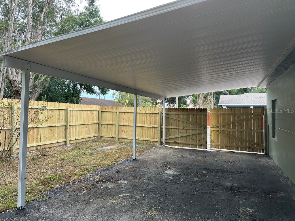 2001 E Powhatan Avenue Tampa FL 33610 TB8445577 image18