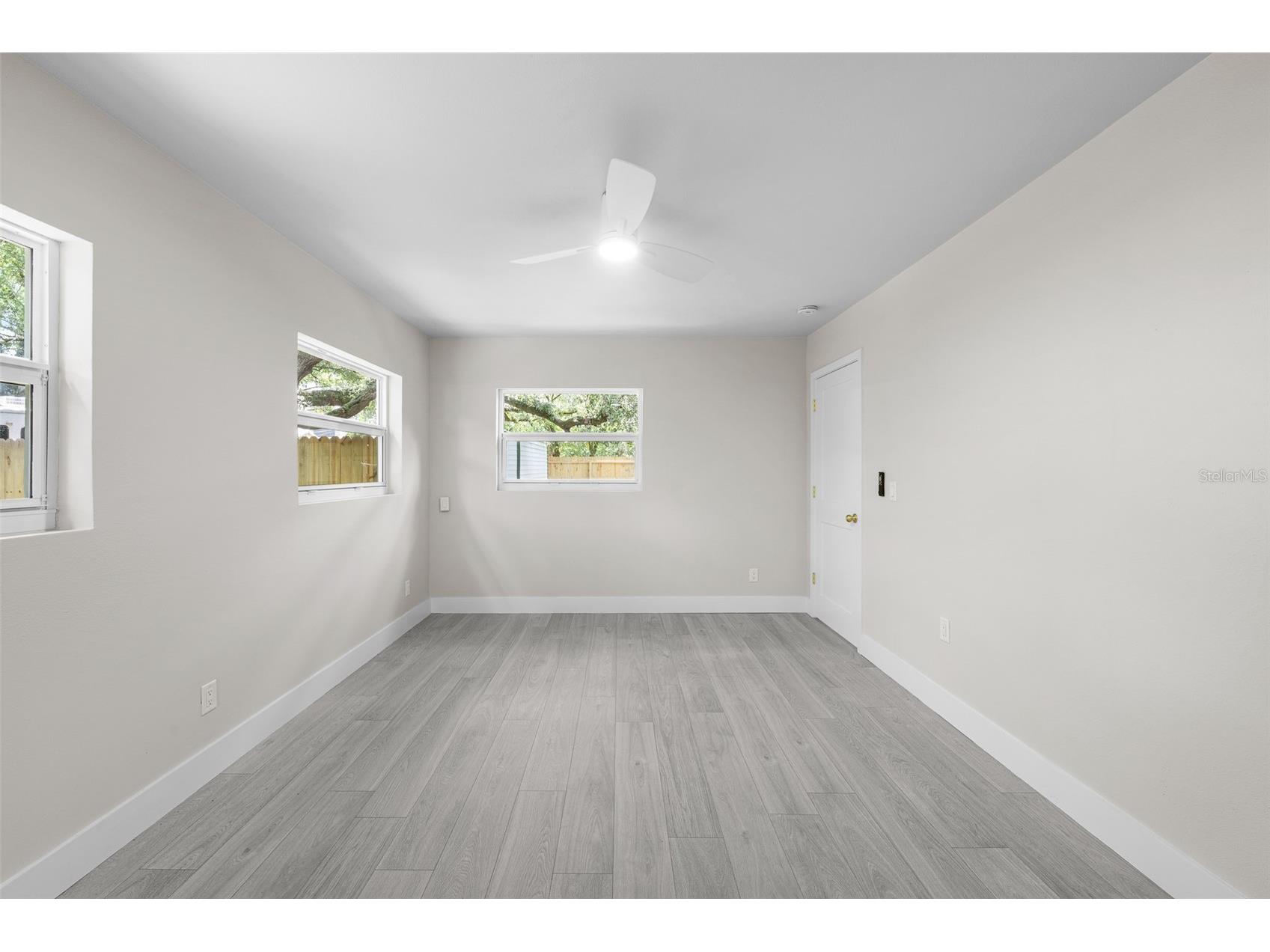 2001 E Powhatan Avenue Tampa FL 33610 TB8514051 image16