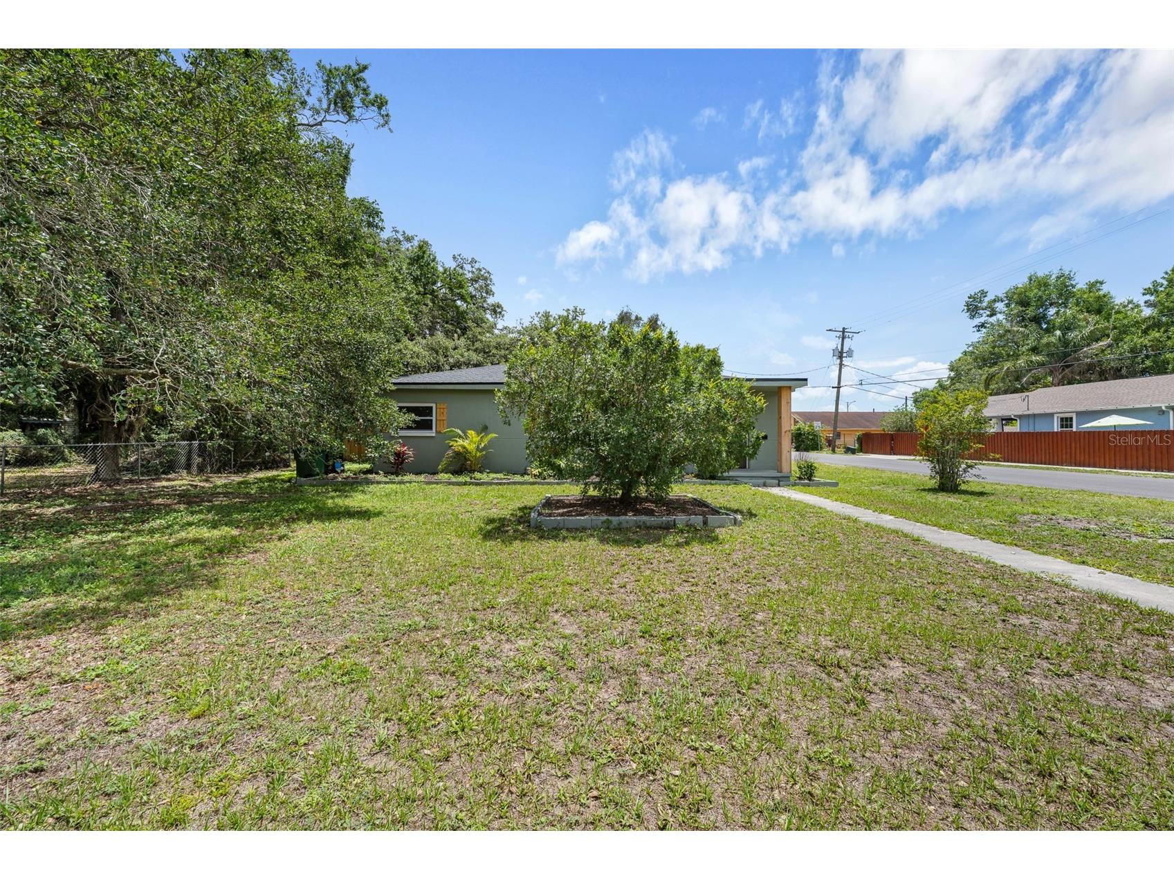 2001 E Powhatan Avenue Tampa FL 33610 TB8514051 image41