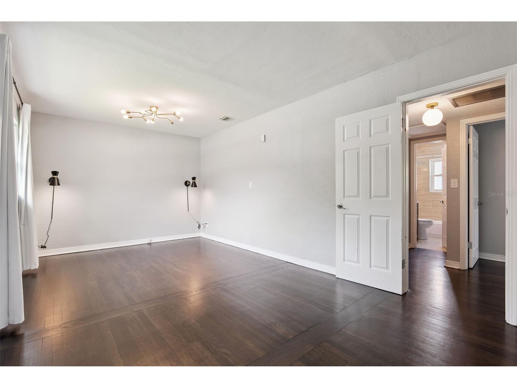 2001 Gale Street Orlando FL 32803 O6396150 image13