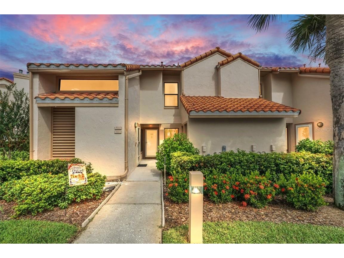 2001 Garden Lake Drive #2001 Winter Haven FL 33884 - LAKE WINTERSET O6149662 image1