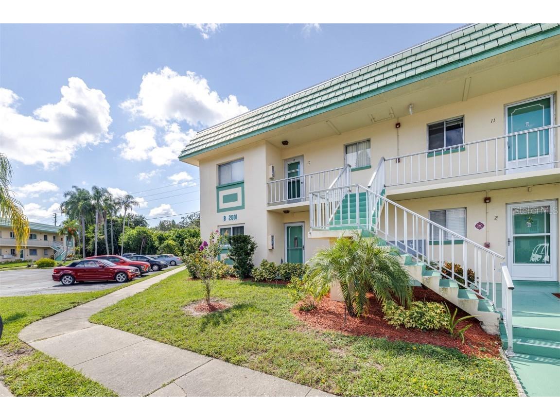 2001 Greenbriar Boulevard #1 Clearwater FL 33763 TB8418831 image1