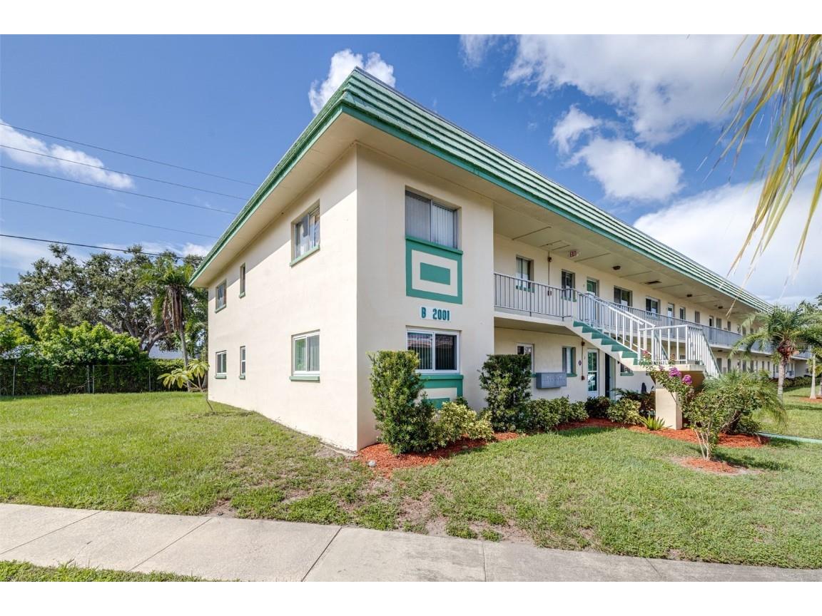 2001 Greenbriar Boulevard #1 Clearwater FL 33763 TB8418831 image5