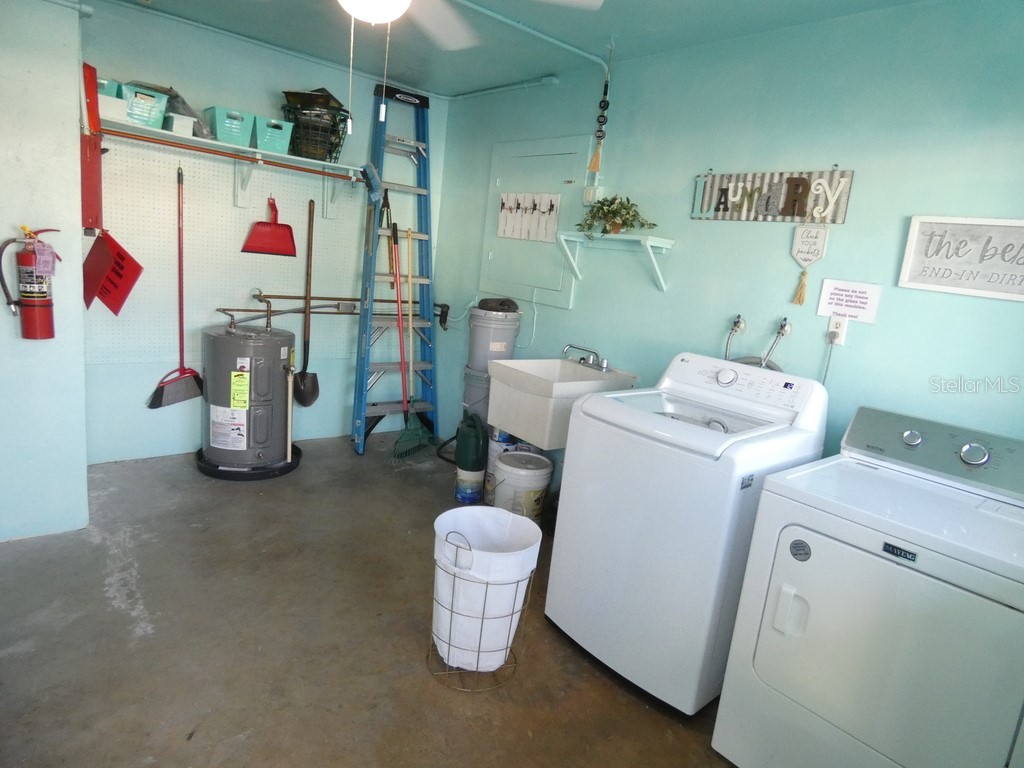 2001 Greenbriar Boulevard #13 Clearwater FL 33763 W7881767 image17