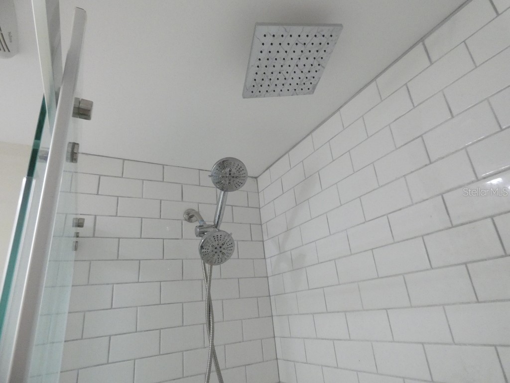 2001 Greenbriar Boulevard #13 Clearwater FL 33763 W7881767 image9