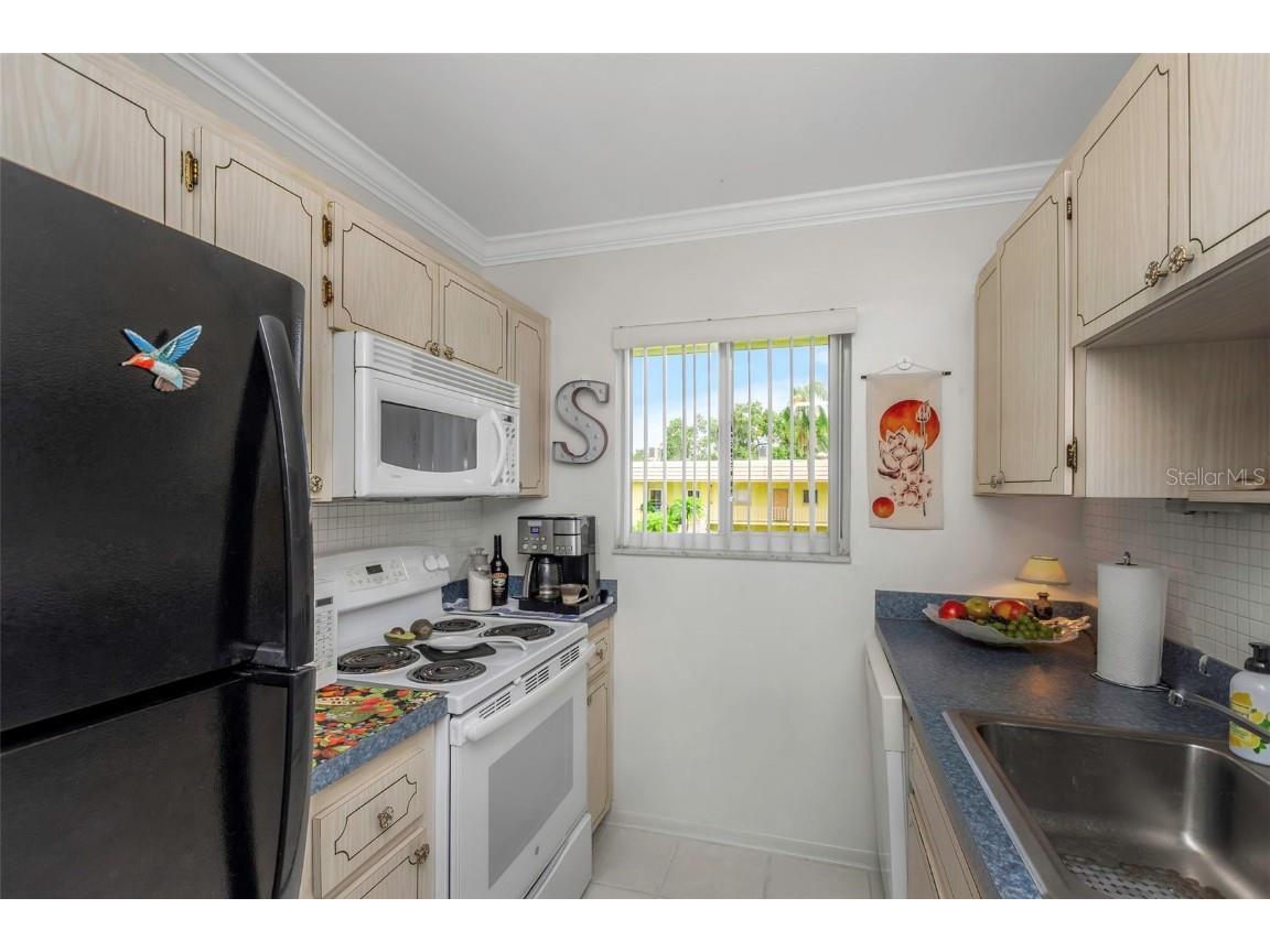 2001 Greenbriar Boulevard #17 Clearwater FL 33763 TB8409021 image10