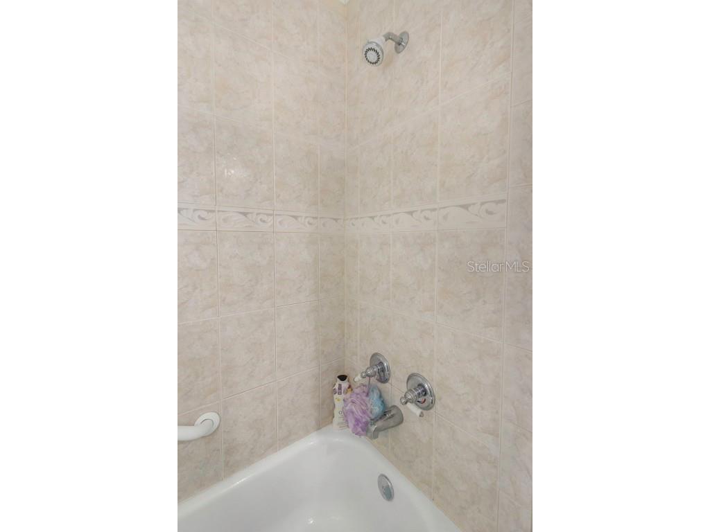 2001 Greenbriar Boulevard #17 Clearwater FL 33763 TB8409021 image14