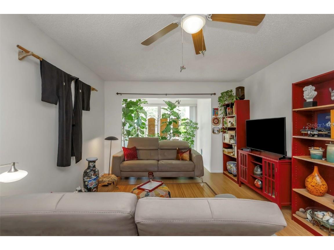 2001 Greenbriar Boulevard #17 Clearwater FL 33763 TB8409021 image19