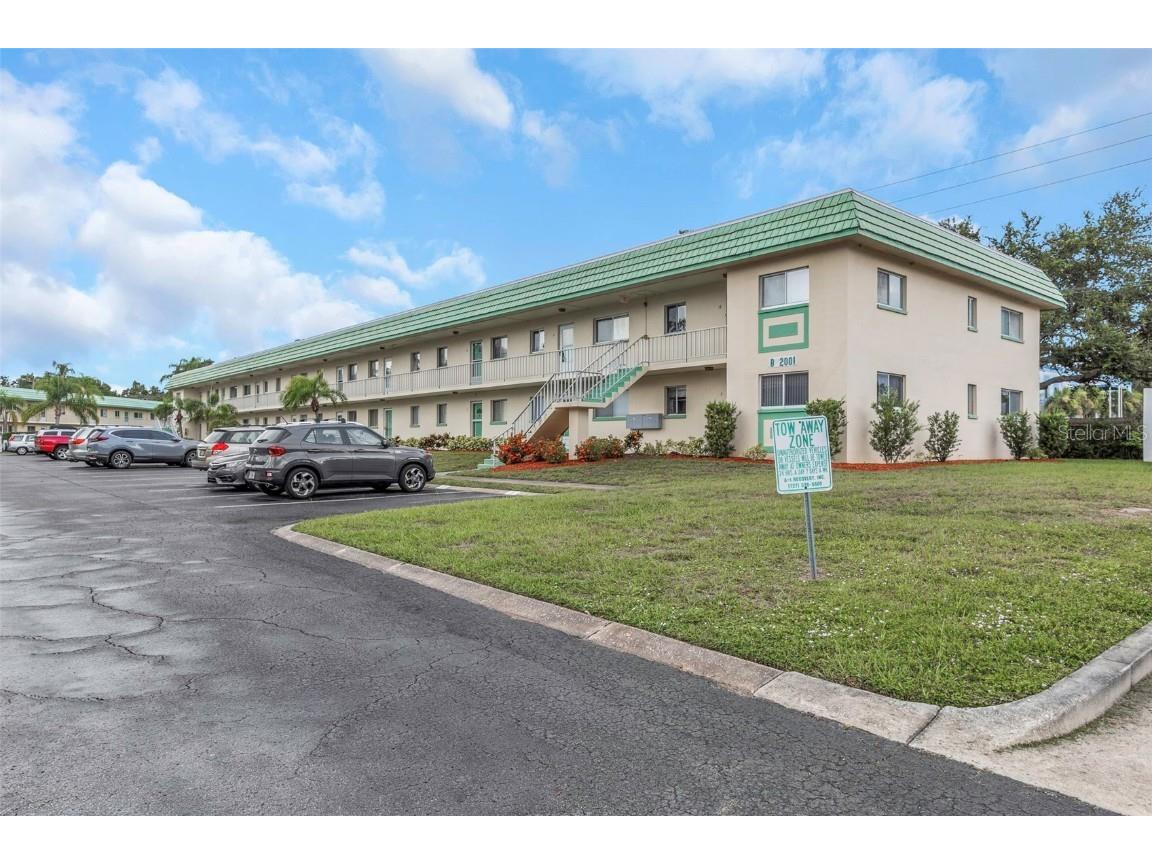 2001 Greenbriar Boulevard #17 Clearwater FL 33763 TB8409021 image43