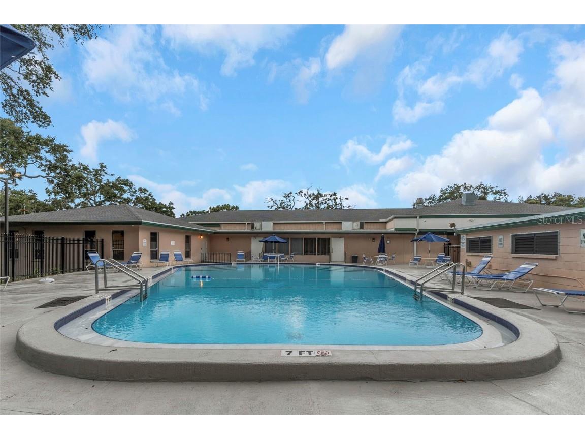 2001 Greenbriar Boulevard #17 Clearwater FL 33763 TB8409021 image45