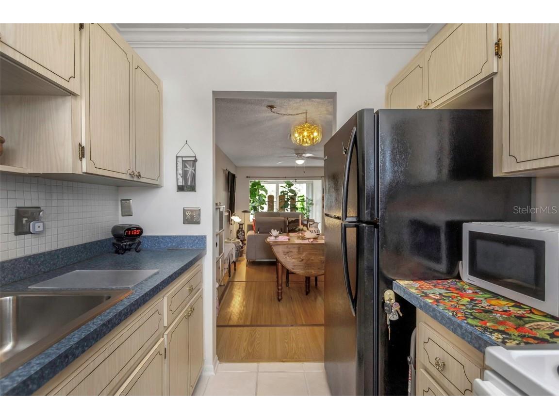 2001 Greenbriar Boulevard #17 Clearwater FL 33763 TB8409021 image6