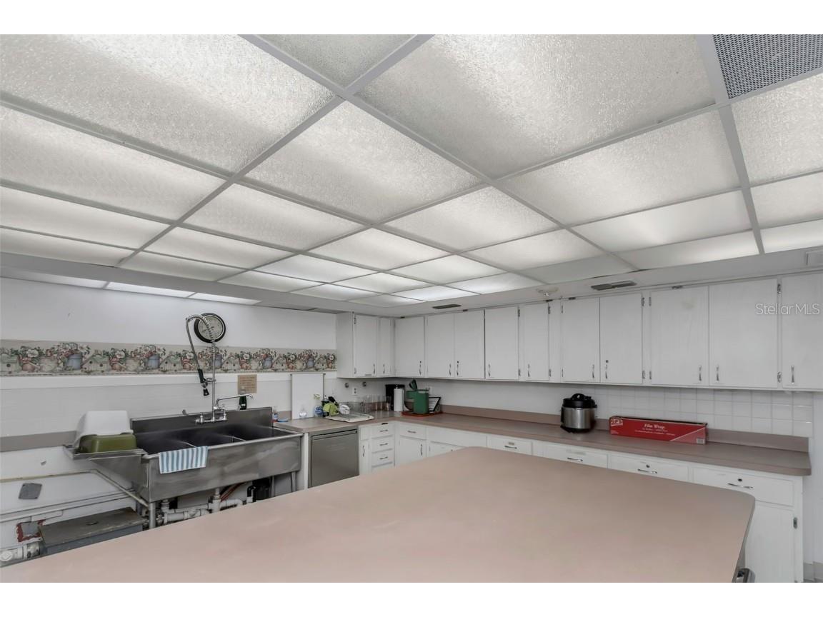 2001 Greenbriar Boulevard #17 Clearwater FL 33763 TB8409021 image60