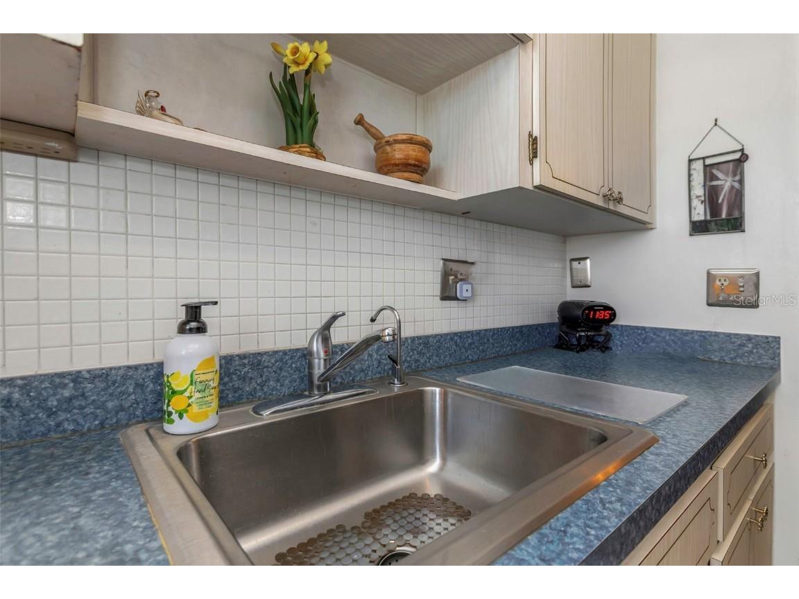 2001 Greenbriar Boulevard #17 Clearwater FL 33763 TB8409021 image7