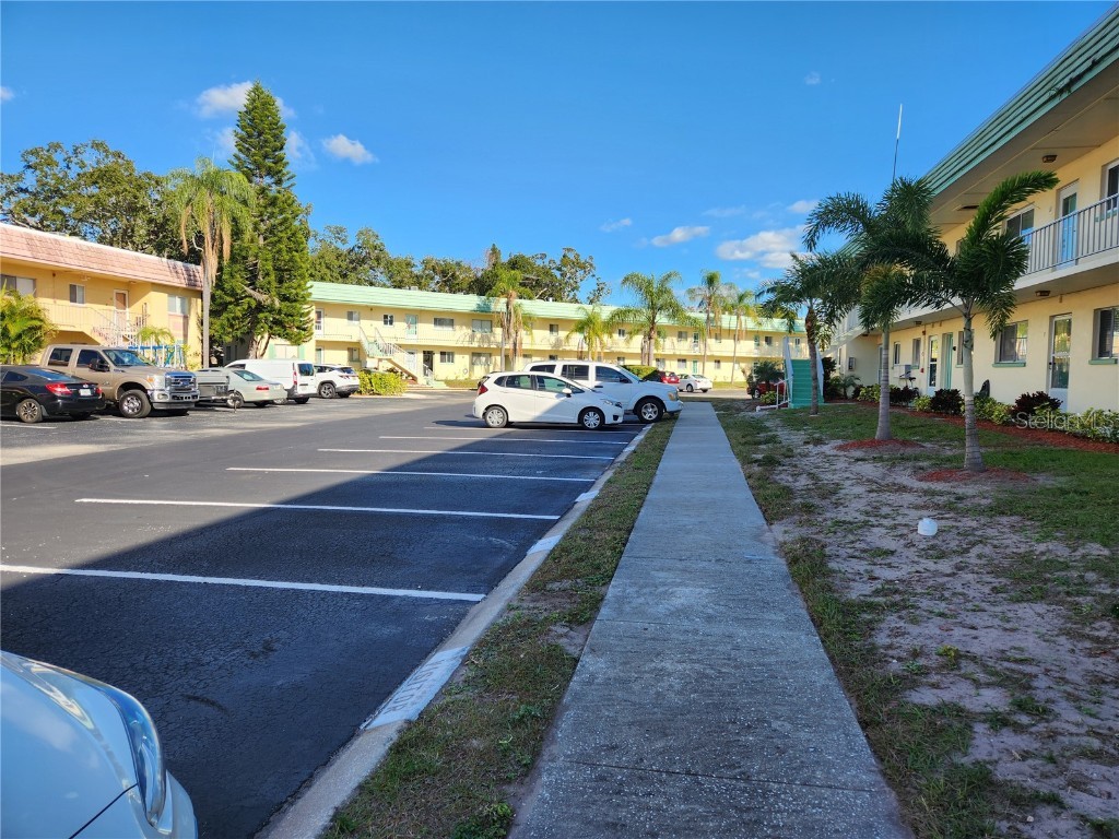 2001 Greenbriar Boulevard #6 Clearwater FL 33763 TB8457115 image4