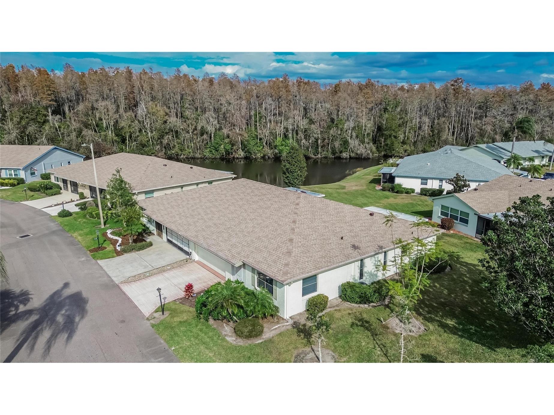 2001 Hartlebury Way #432 Sun City Center FL 33573 TB8464545 image2