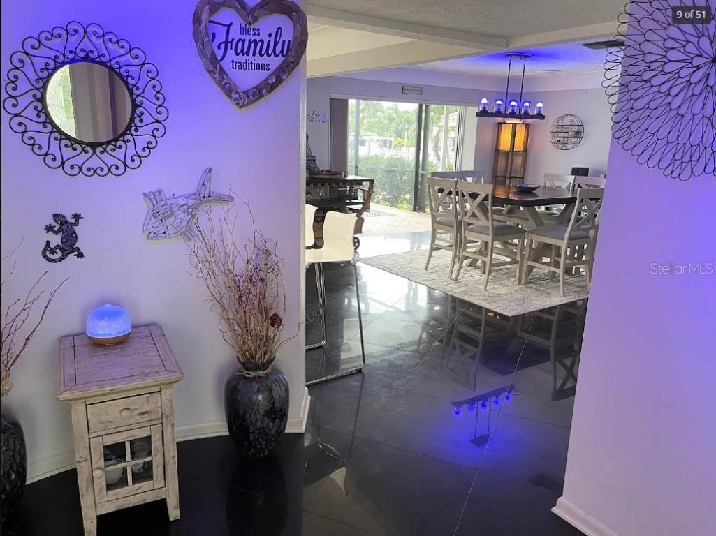 2001 Hawaii Avenue NE Saint Petersburg FL 33703 TB8430279 image10