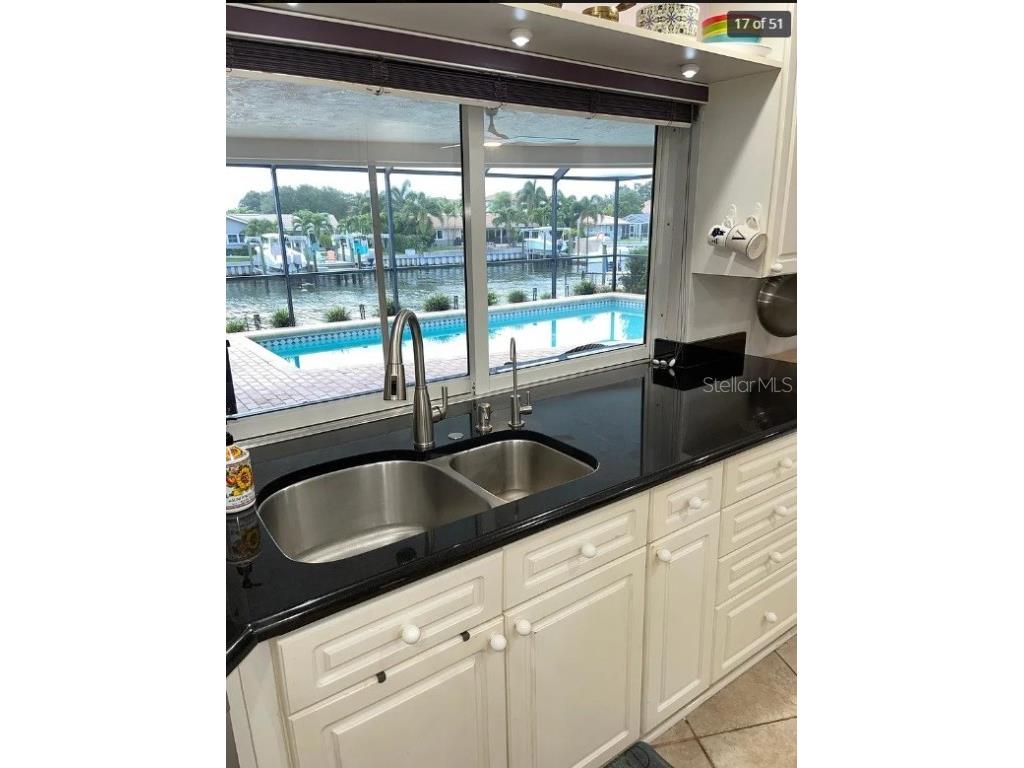 2001 Hawaii Avenue NE Saint Petersburg FL 33703 TB8430279 image18