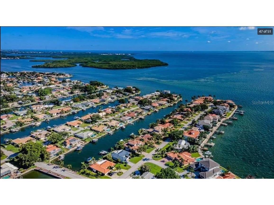 2001 Hawaii Avenue NE Saint Petersburg FL 33703 TB8430279 image48