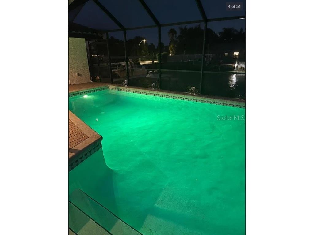 2001 Hawaii Avenue NE Saint Petersburg FL 33703 TB8430279 image5