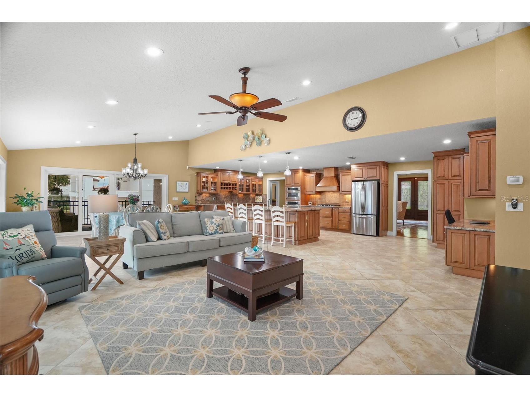 2001 Illinois Ave Ne Saint Petersburg FL 33703 - TAMPA BAY TB8526640 image22