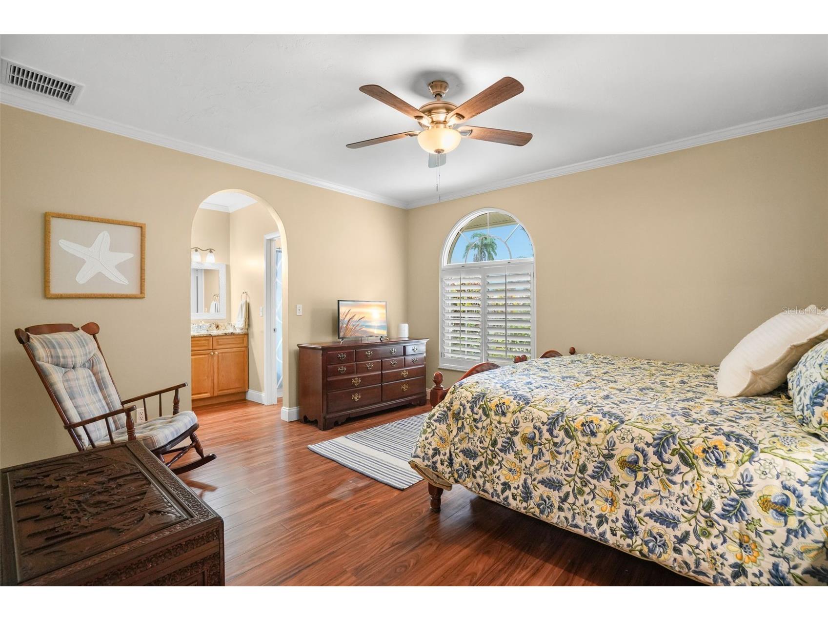 2001 Illinois Ave Ne Saint Petersburg FL 33703 - TAMPA BAY TB8526640 image32
