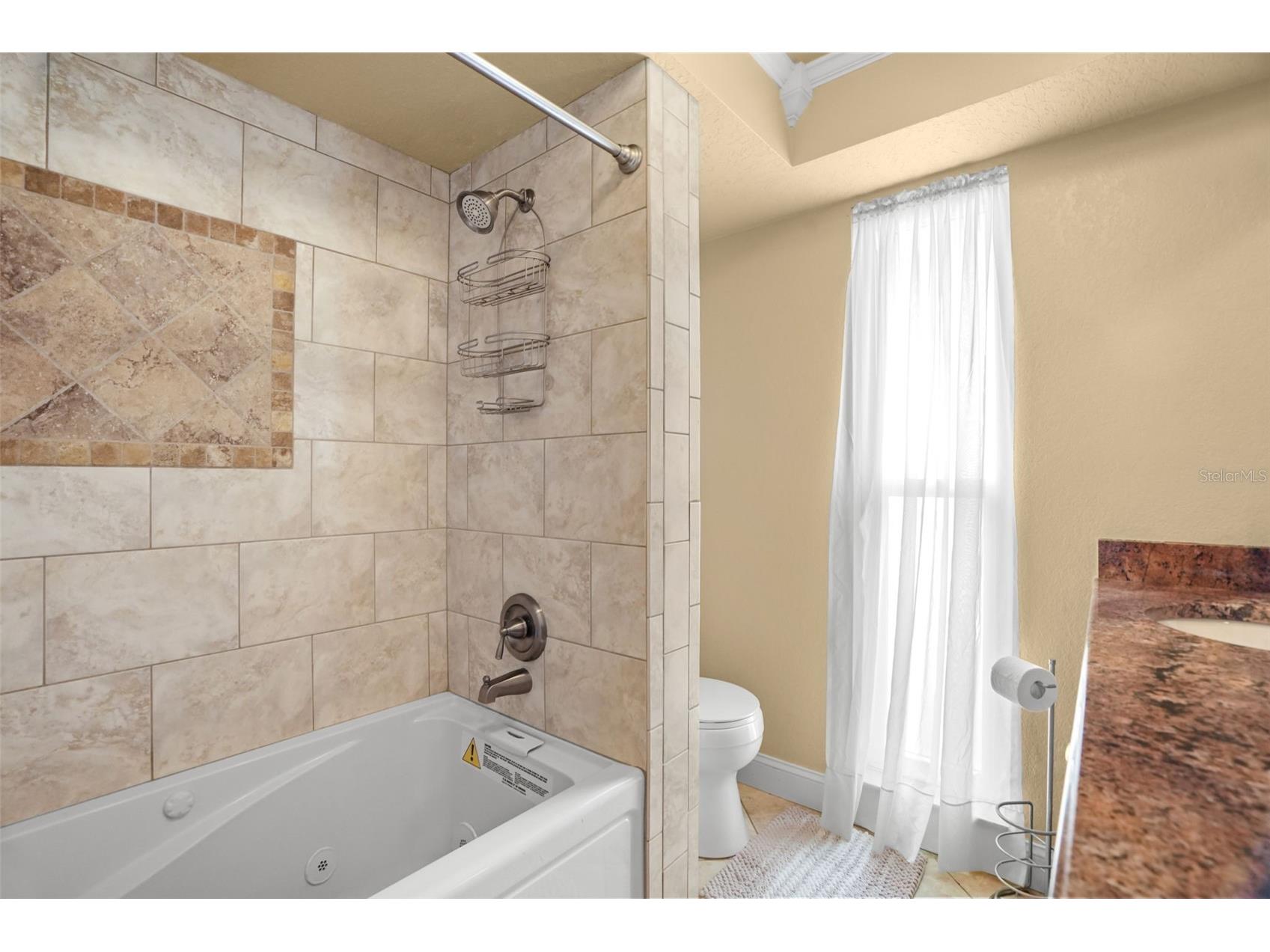 2001 Illinois Ave Ne Saint Petersburg FL 33703 - TAMPA BAY TB8526640 image39