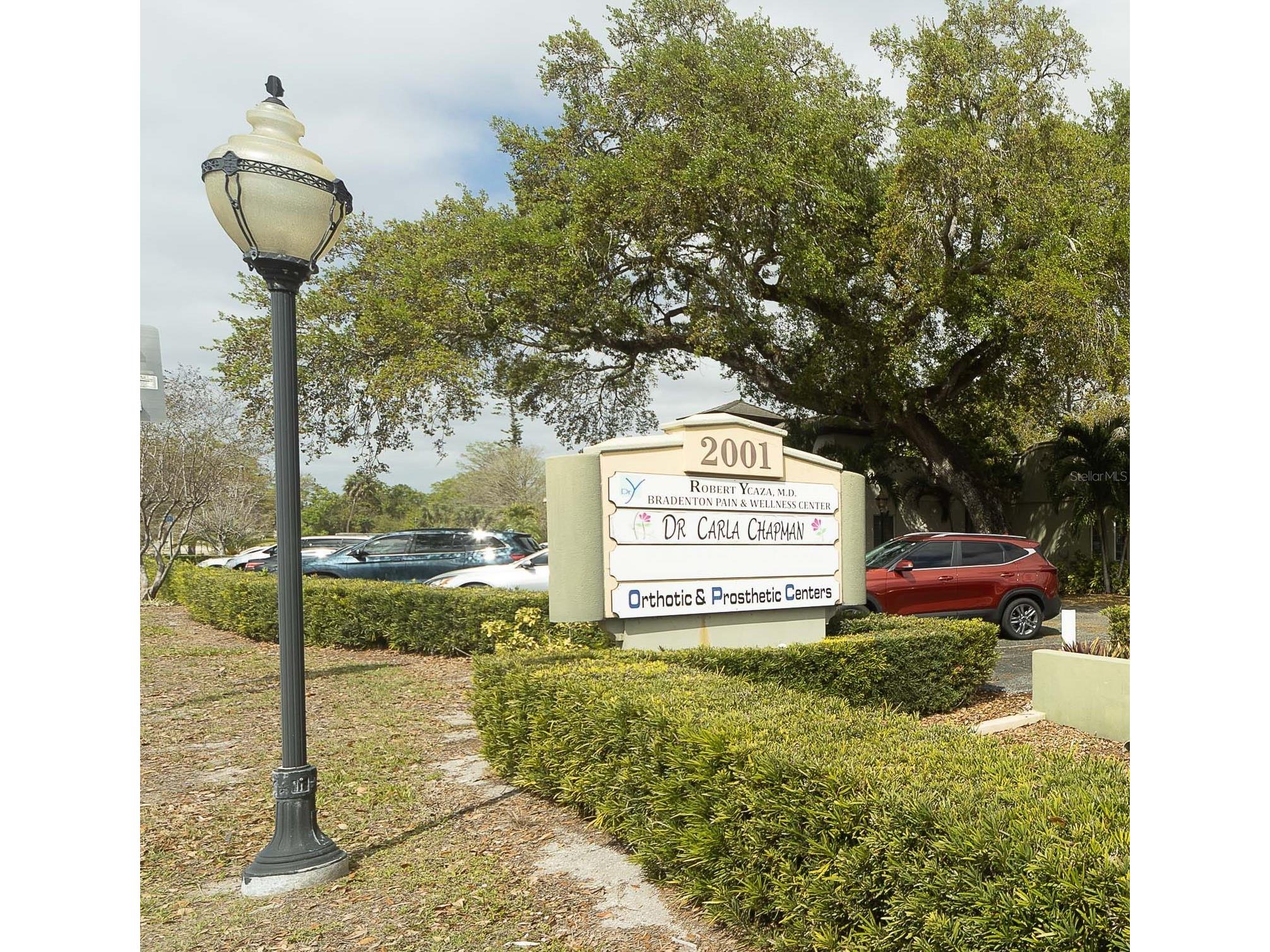 2001 Manatee Avenue E #104 Bradenton FL 34208 TB8506422 image3