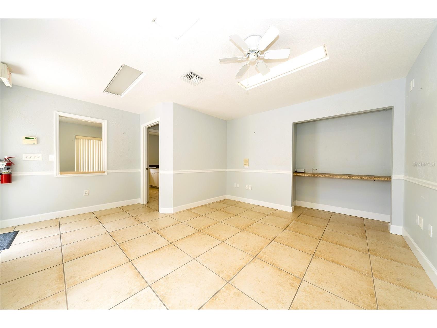 2001 Manatee Avenue E #104 Bradenton FL 34208 TB8506422 image5