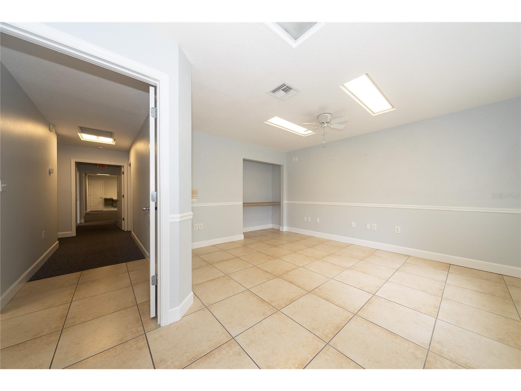 2001 Manatee Avenue E #104 Bradenton FL 34208 TB8506422 image9