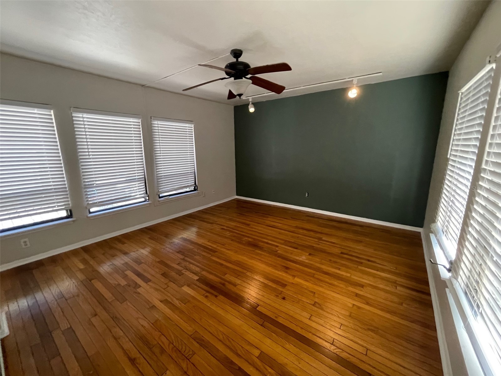 2001 NW 15th Avenue Gainesville FL 32605 GC539504 image24