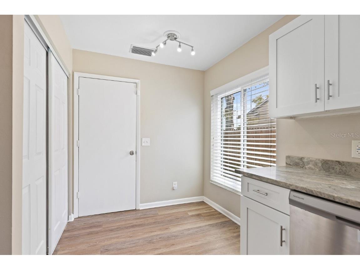 2001 Paladin Court Valrico FL 33594 TB8421742 image12