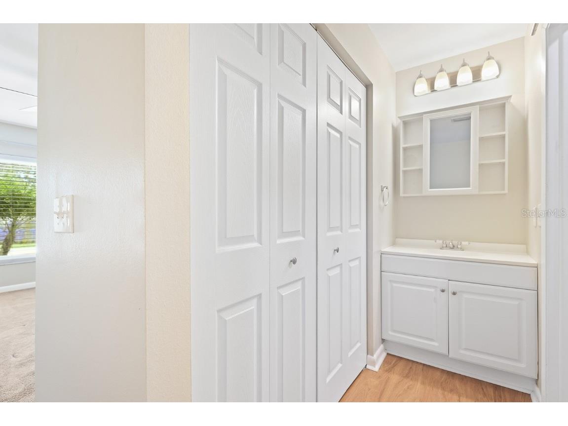 2001 Paladin Court Valrico FL 33594 TB8421742 image19