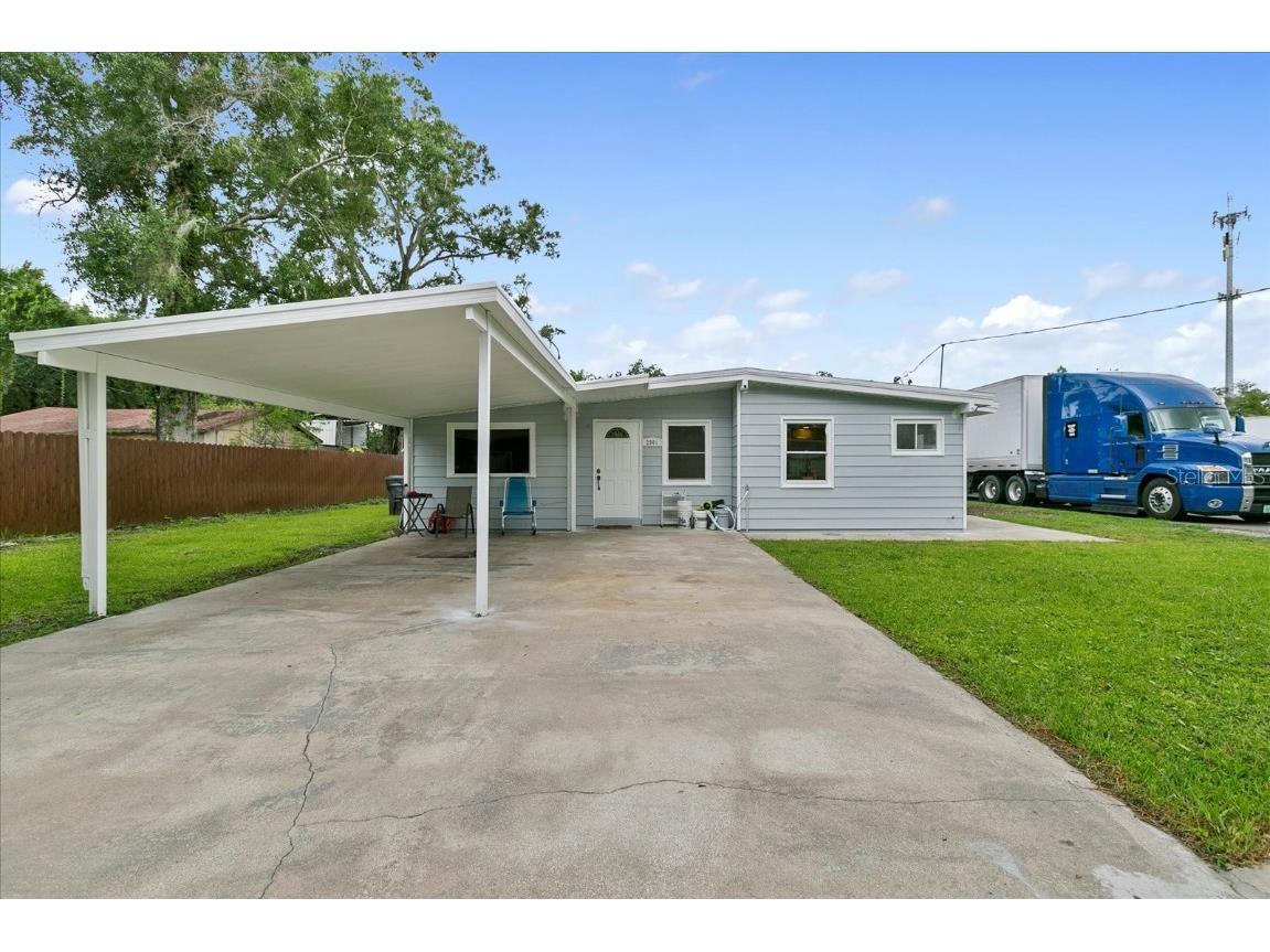 2001 S 51st Street Tampa FL 33619 T3458626 image1