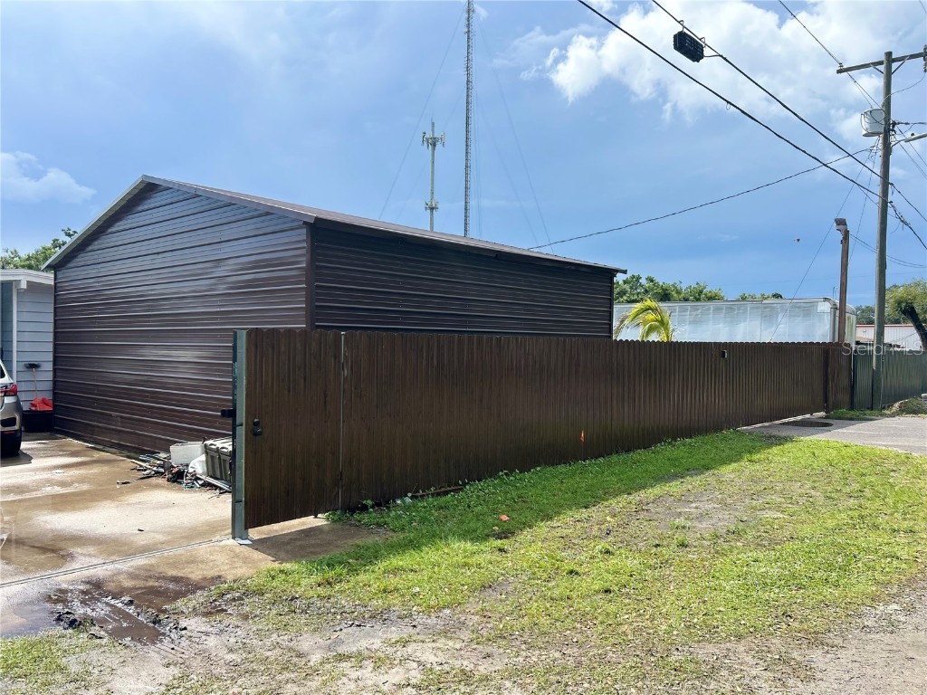 2001 S 51st Street Tampa FL 33619 TB8406520 image19