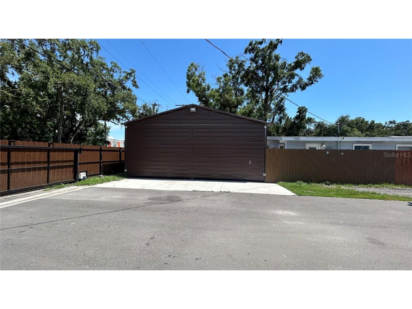 2001 S 51st Street Tampa FL 33619 TB8406520 image7