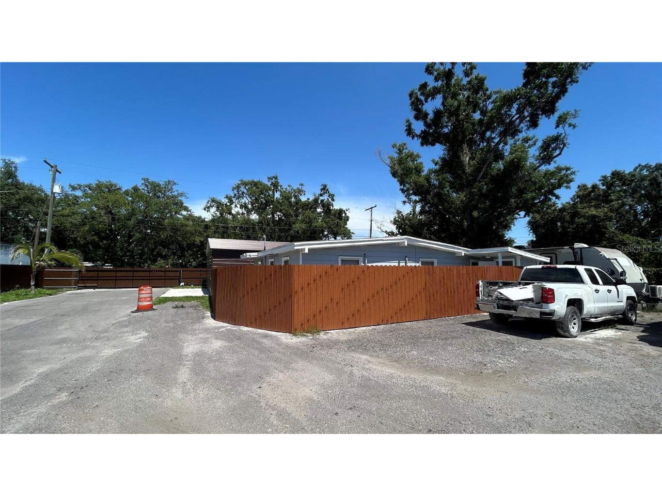 2001 S 51st Street Tampa FL 33619 TB8406520 image9