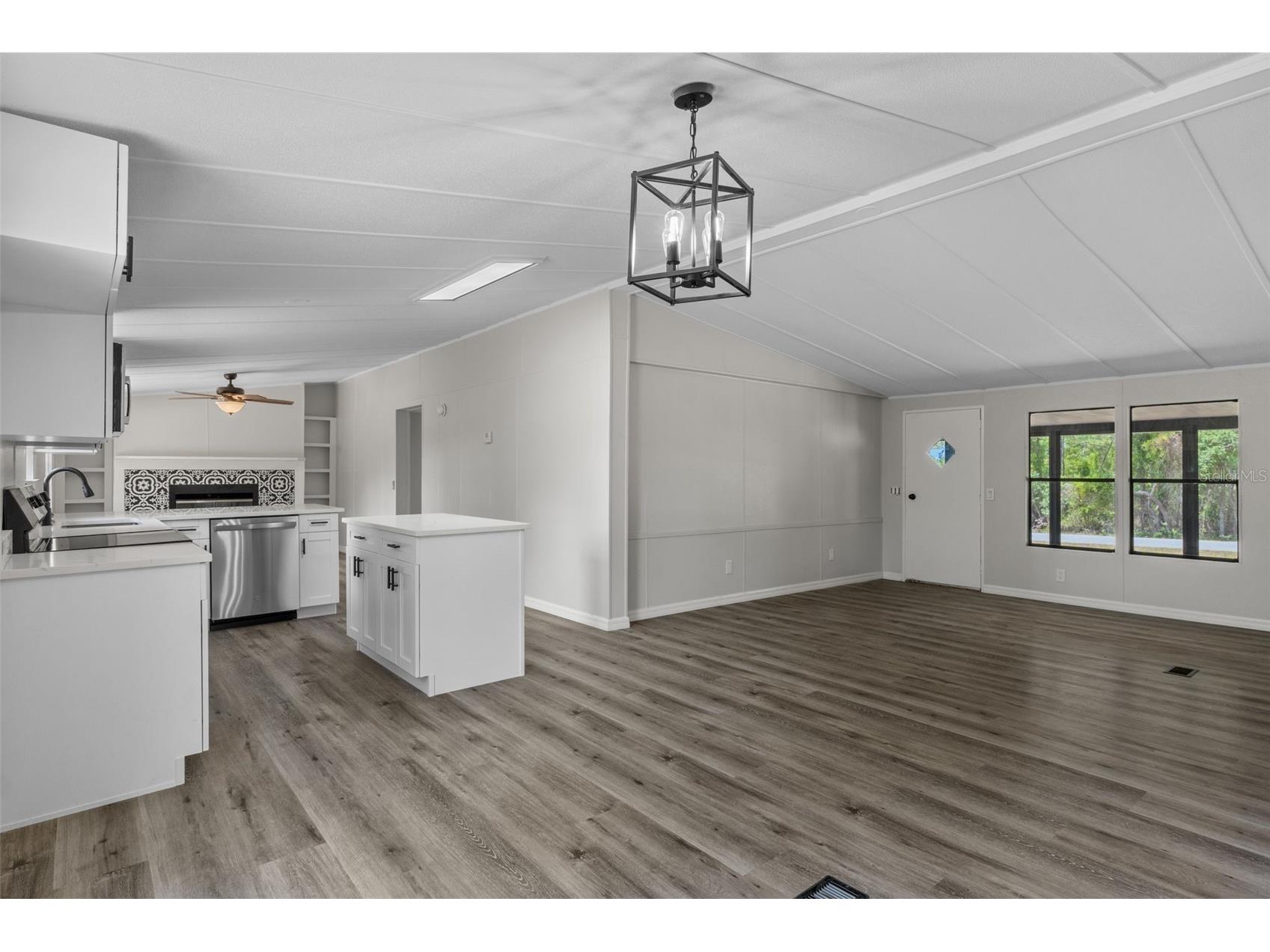 2001 S Overview Drive Lecanto FL 34461 W7885615 image16