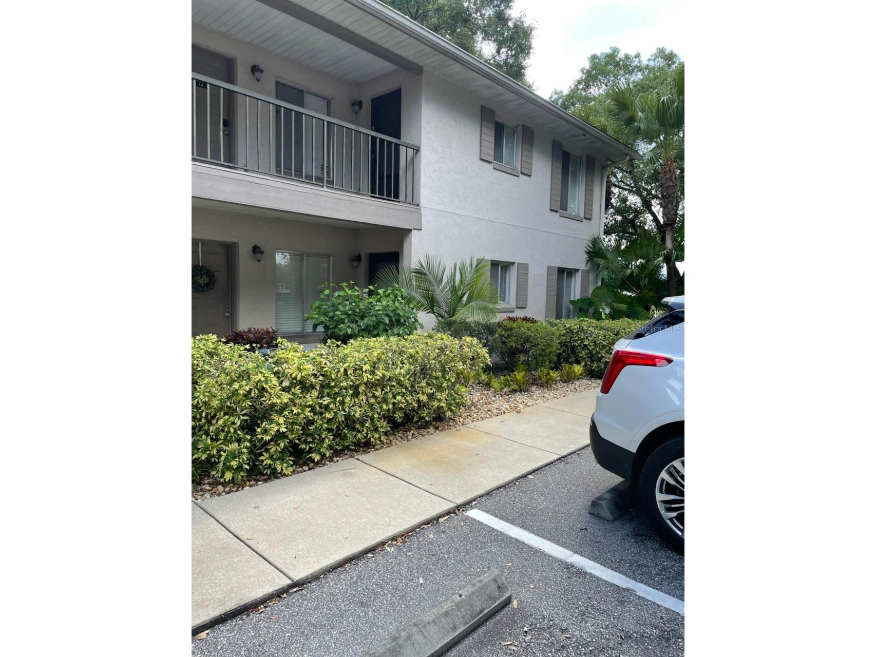 2001 San Marcos Drive SE #11 Winter Haven FL 33880 P4938907 image1