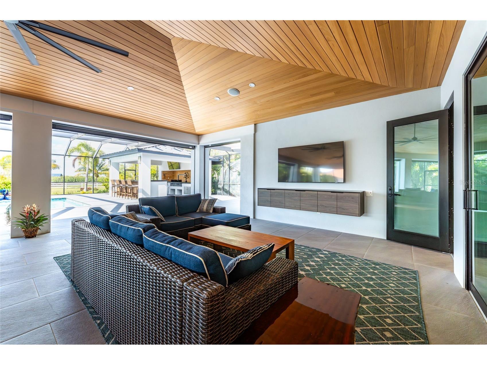 2001 Treasure Lane Punta Gorda FL 33982 - PEACE RIVER C7522082 image41