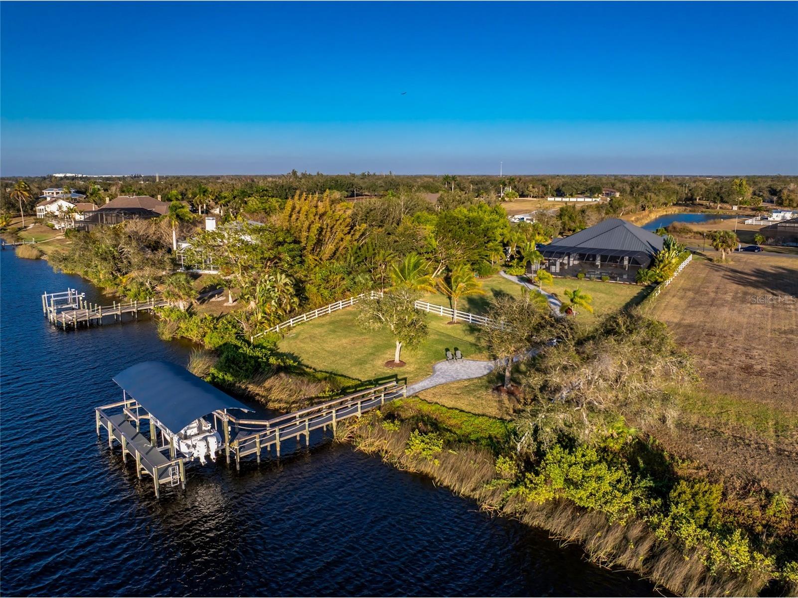 2001 Treasure Lane Punta Gorda FL 33982 - PEACE RIVER C7522082 image5