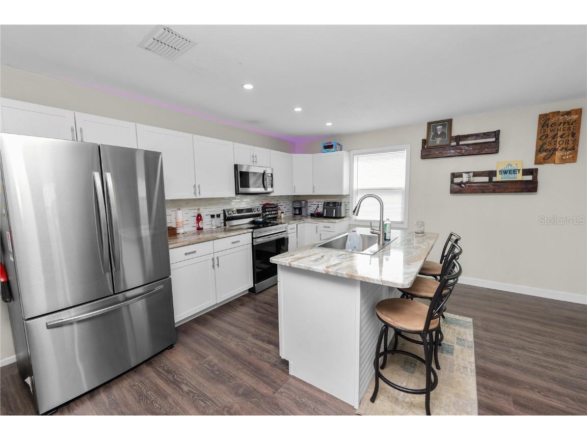 2001 W Ball Street Plant City FL 33563 L4954664 image12