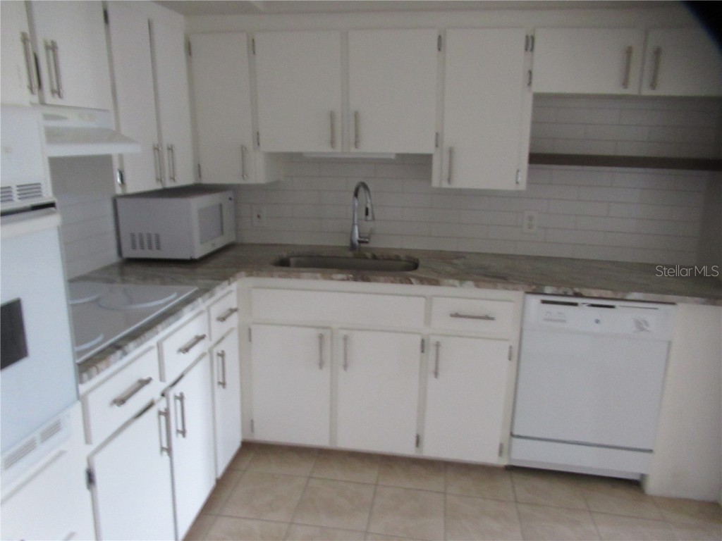 2001 World Parkway Boulevard #49 Clearwater FL 33763 TB8409273 image11