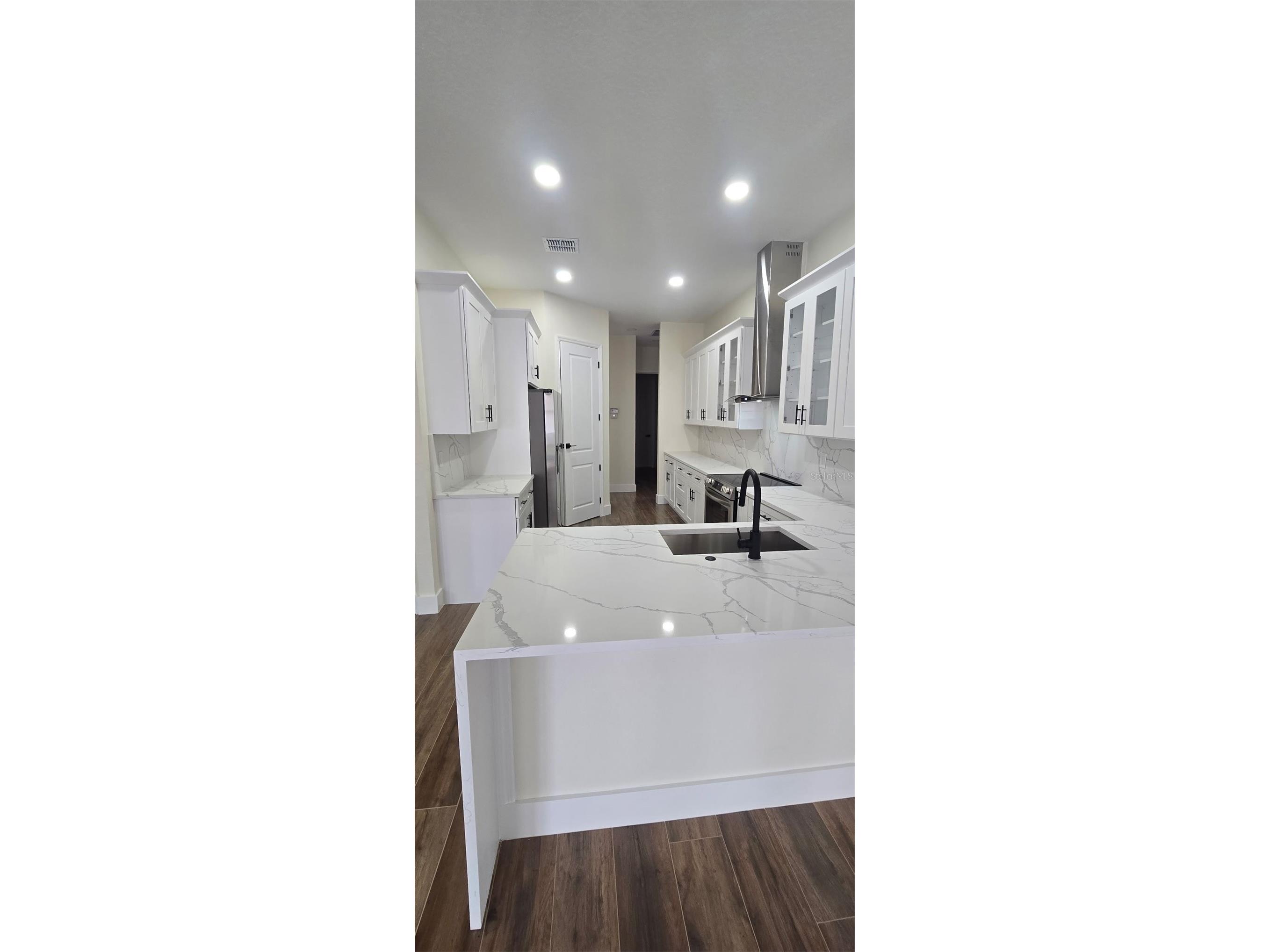 20016 Oakflower Avenue Tampa FL 33647 TB8518022 image4