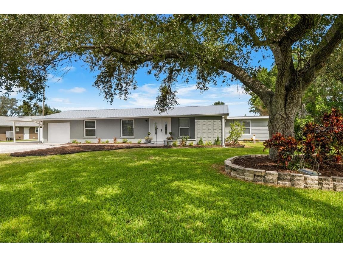 2002 17th Street W Palmetto FL 34221 A4666654 image1