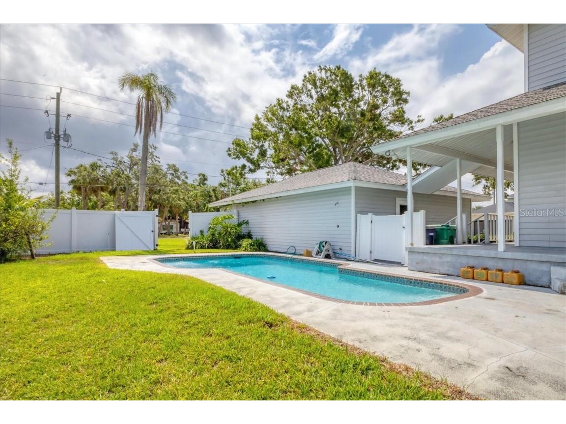 2002 8th Street W Palmetto FL 34221 A4654524 image12