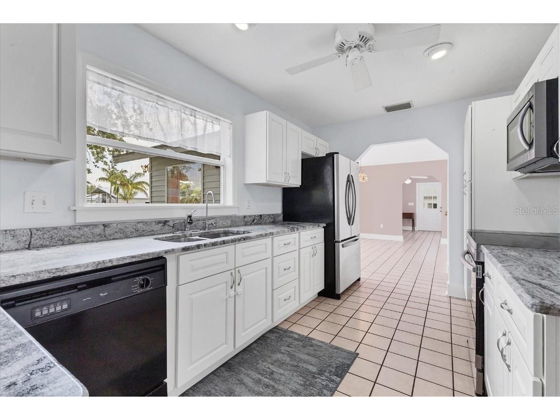 2002 8th Street W Palmetto FL 34221 A4654524 image14