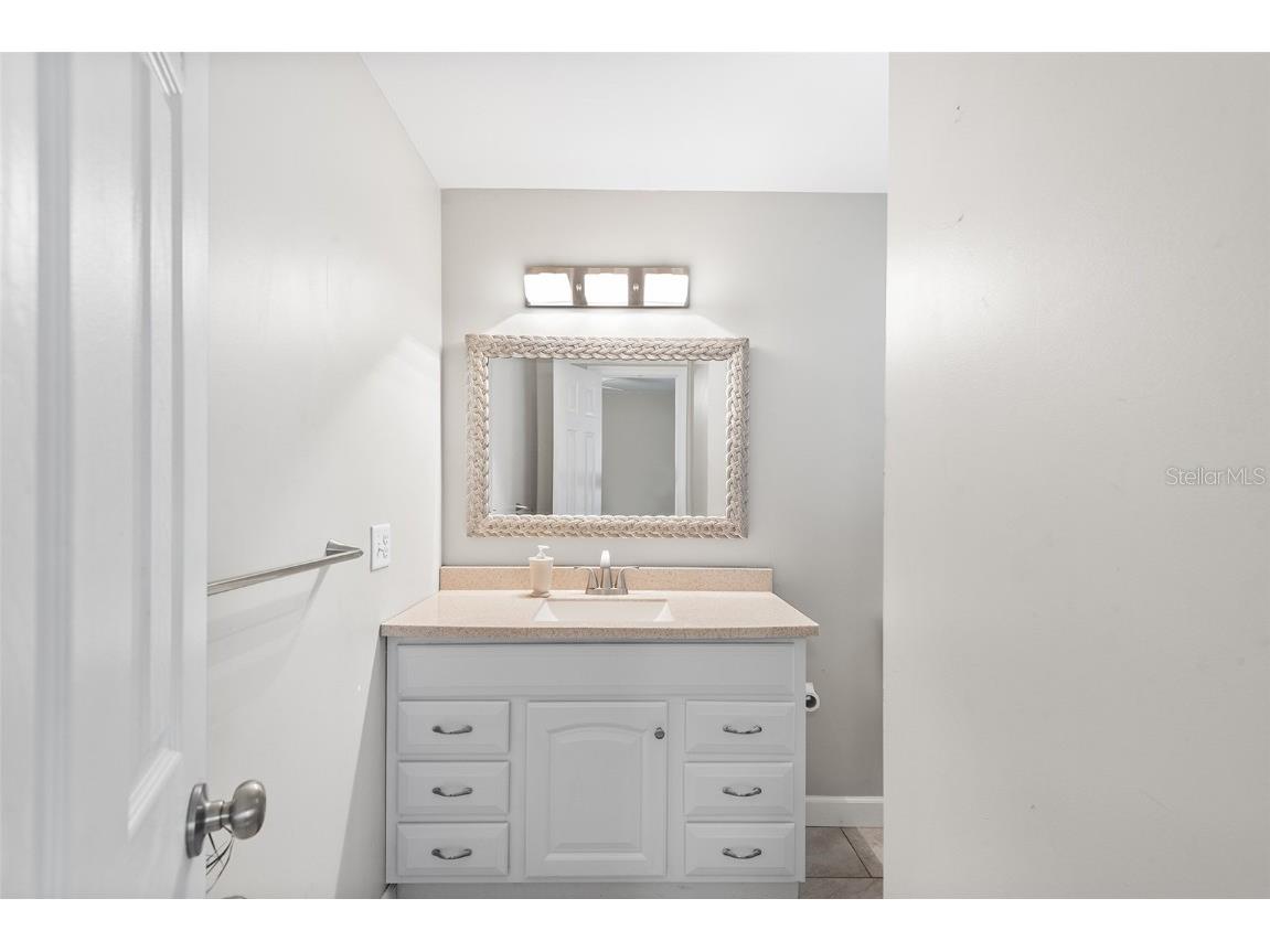 2002 Amesbury Drive Auburndale FL 33823 P4936524 image29