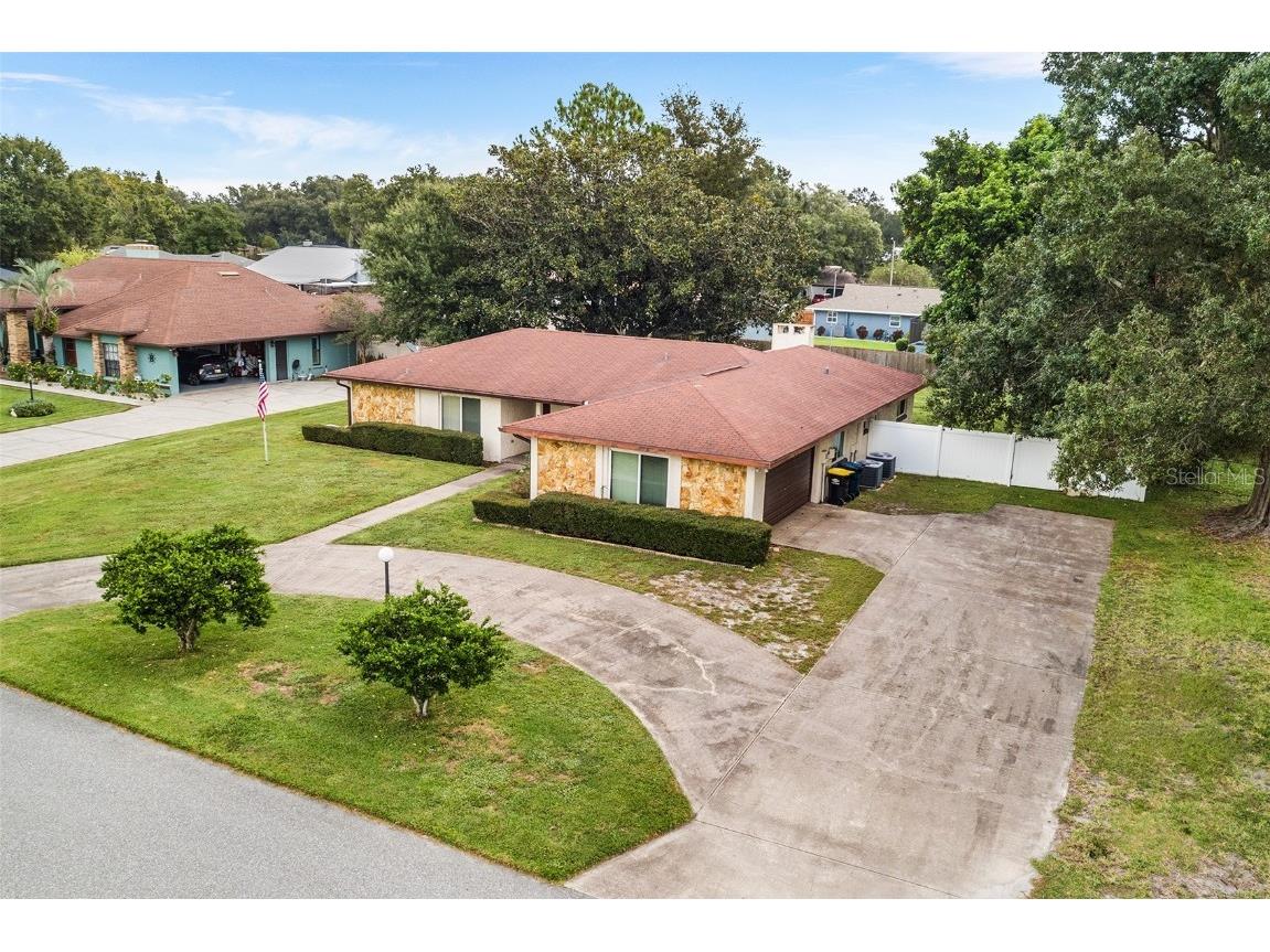 2002 Amesbury Drive Auburndale FL 33823 P4936524 image36