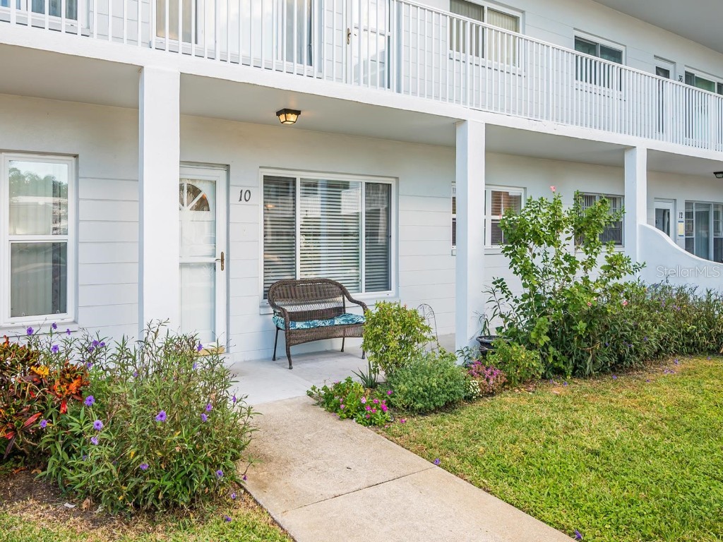 2002 Australia Way E #10 Clearwater FL 33763 T3486490 image1