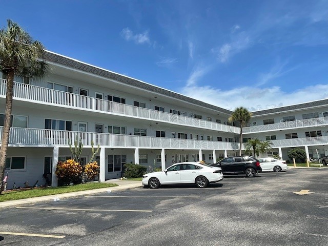 2002 Australia Way E #32 Clearwater FL 33763 U8250977 image1